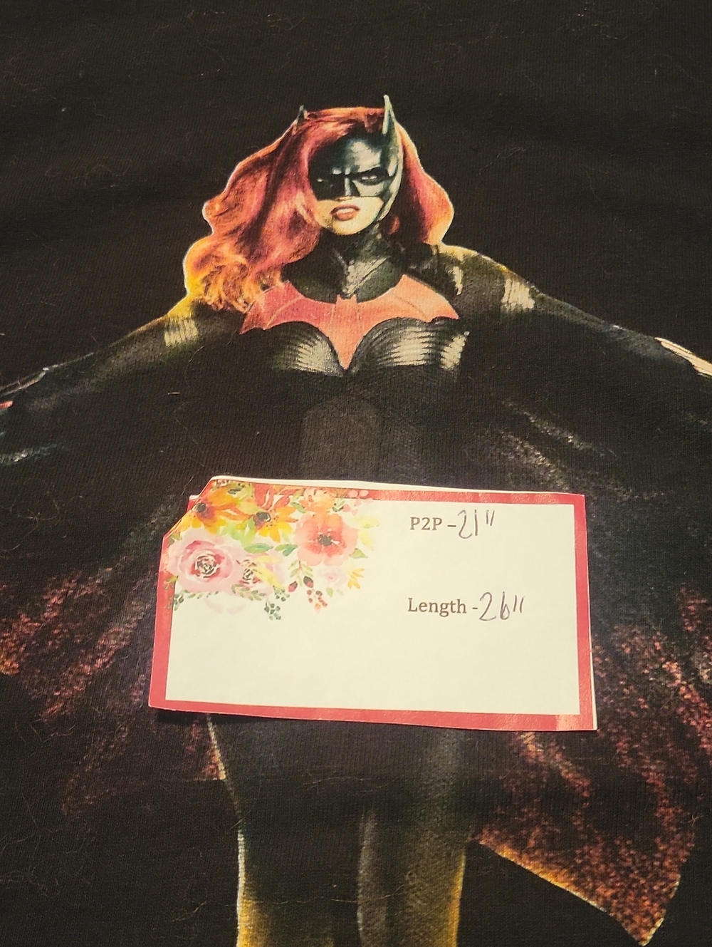 Batwoman Graphic Design Tshirt - Picture 5 of 5